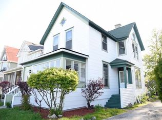 322 S Sheridan Rd, Waukegan, IL 60085