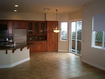 4th image of 2717 Carradale Dr