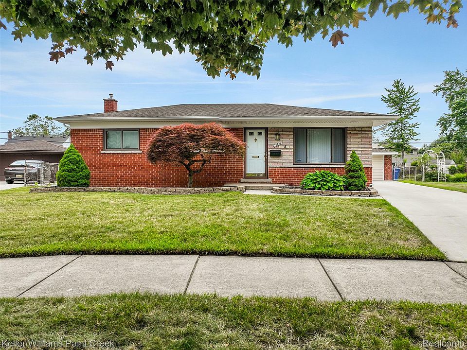 1st image of 29720 Merrick Ave