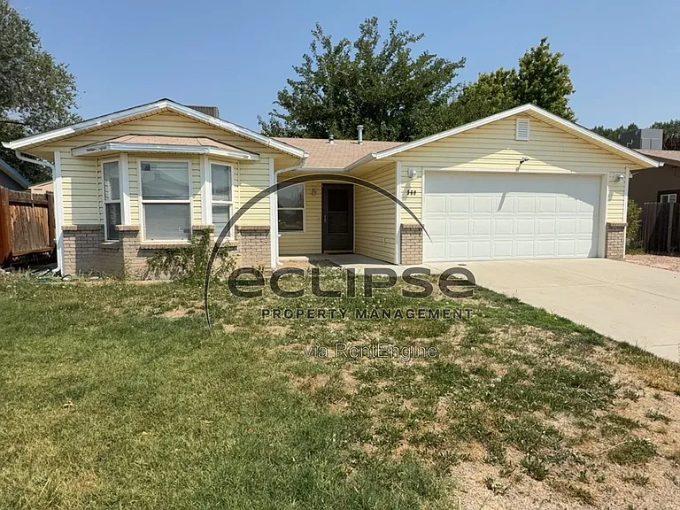 560 Huntington Point Ln — Photo 43