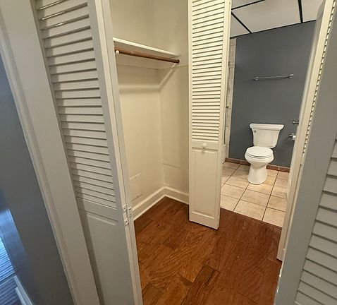 4th image of 230 E 9th St #1
