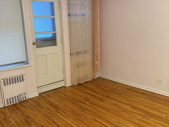 3rd image of 1840 E 13th St APT 1M