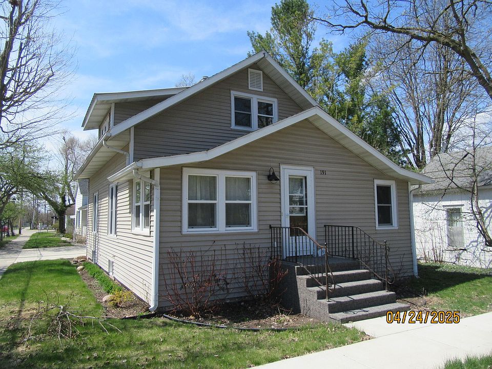 1st image of 191 S 1st St NE