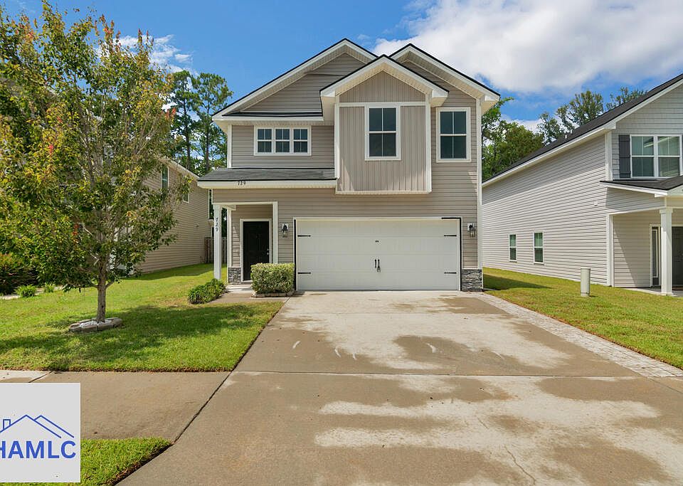 1st image of 729 Fairview Cir