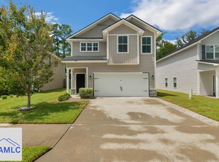 729 Fairview Cir, Hinesville, GA 31313