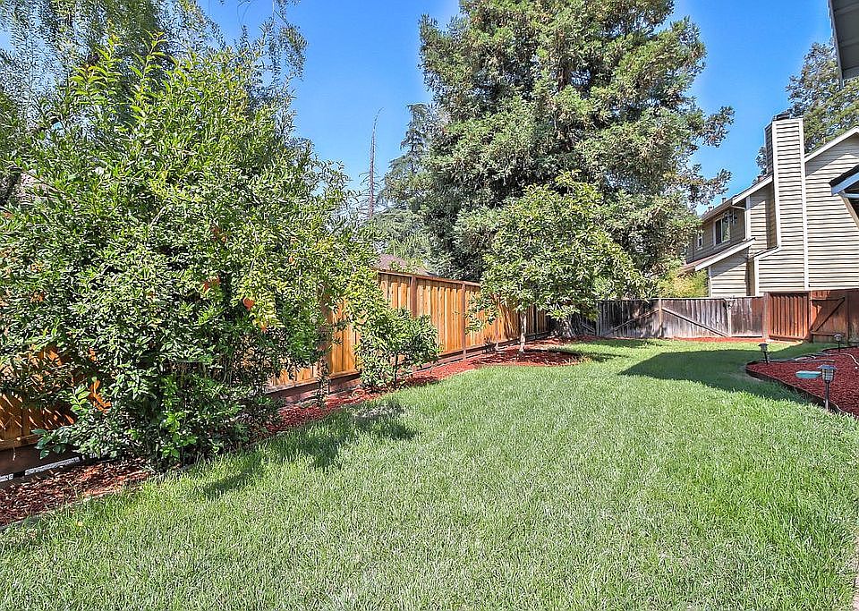 2nd image of 3812 Thompson Creek Ct