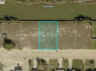 307 NE 15th St, Cape Coral, FL 33909