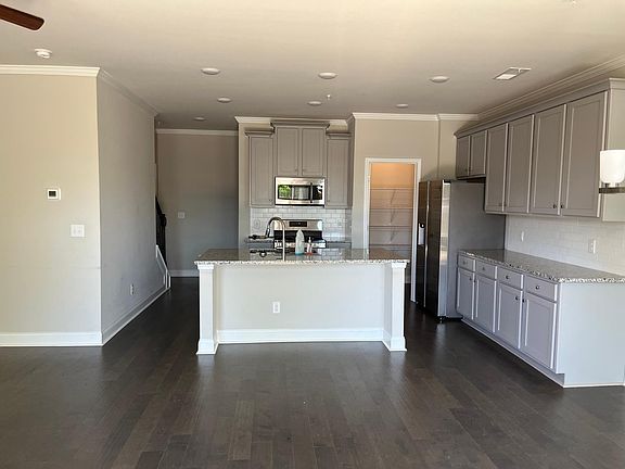 5th image of 114 Hibiscus Ct