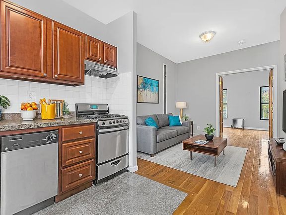 3rd image of 566 Baltic St APT 4R