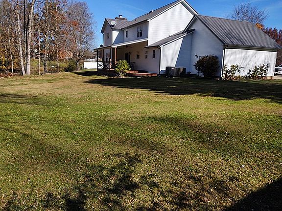 3rd image of 81 Lakeside Dr