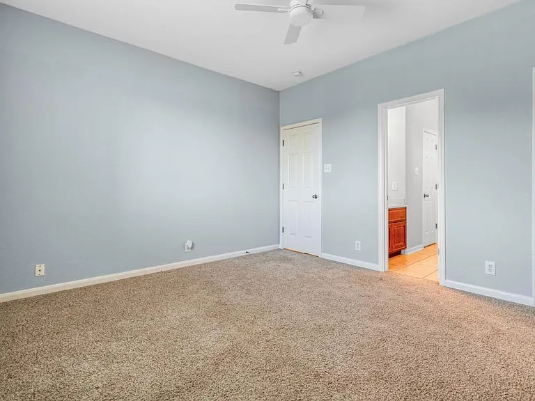9116 Pedernales Rio — Photo 39