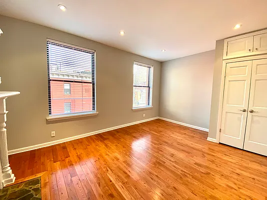 Rented by Corcoran | media 22