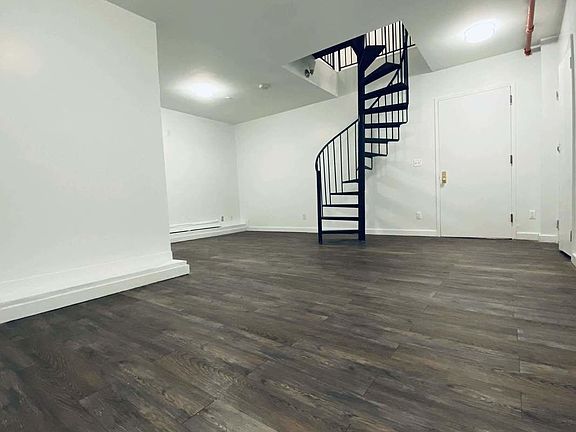 3rd image of 665 E 21st St APT 1