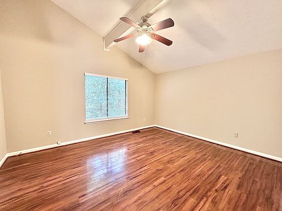 3rd image of 9433 Cedar Creek Pl