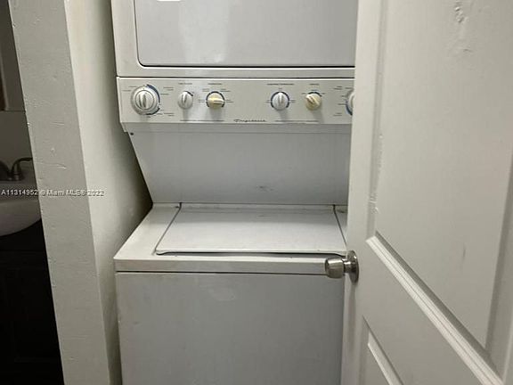 2nd image of 245 NW 6th Ave #245