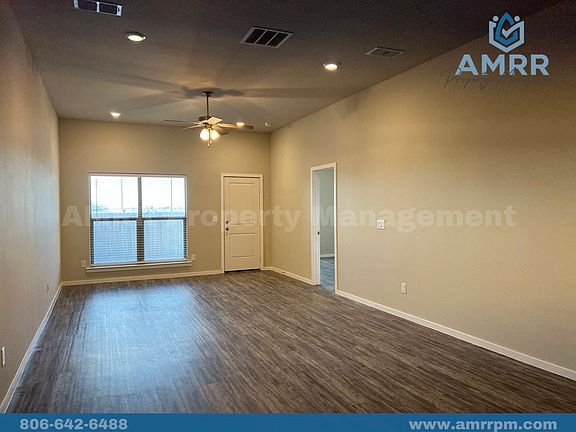 5th image of 2105 N Avenue K #B