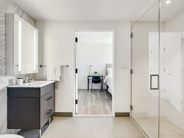 415 W 120th St #PENTHOUSE — Photo 4