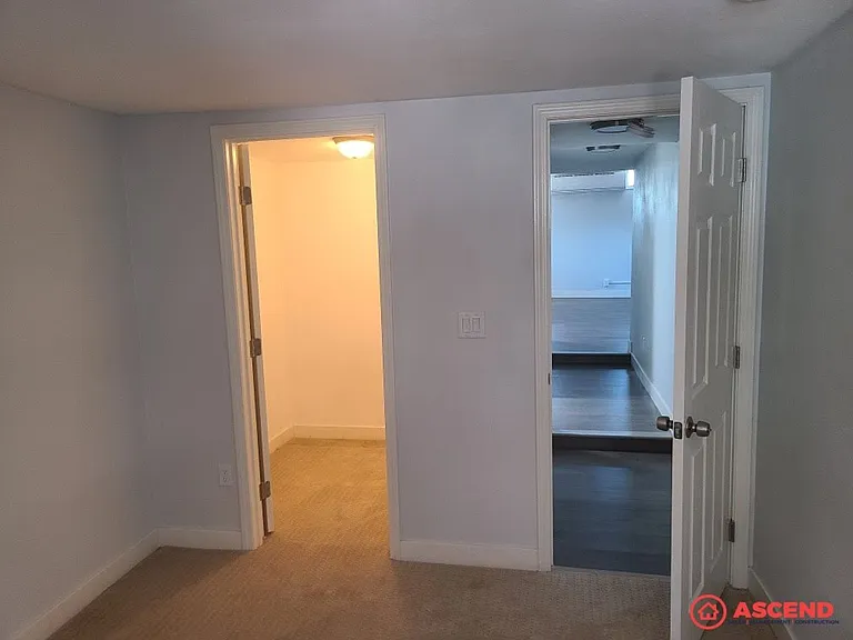 236 Francis St — Photo 5