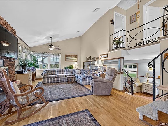 5th image of 190 Oakwood Road