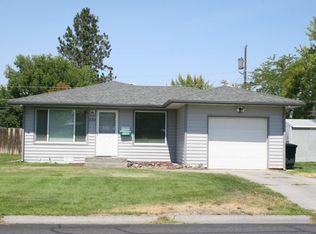 830 N Vista Dr, Moses Lake, WA 98837