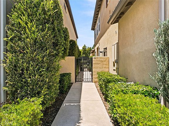 4th image of 38313 Brookdale Way