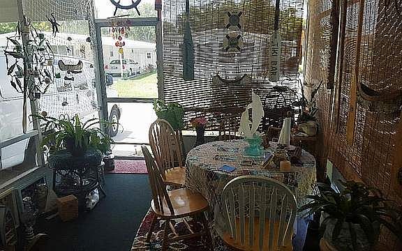 4th image of 23 Las Palmas Dr