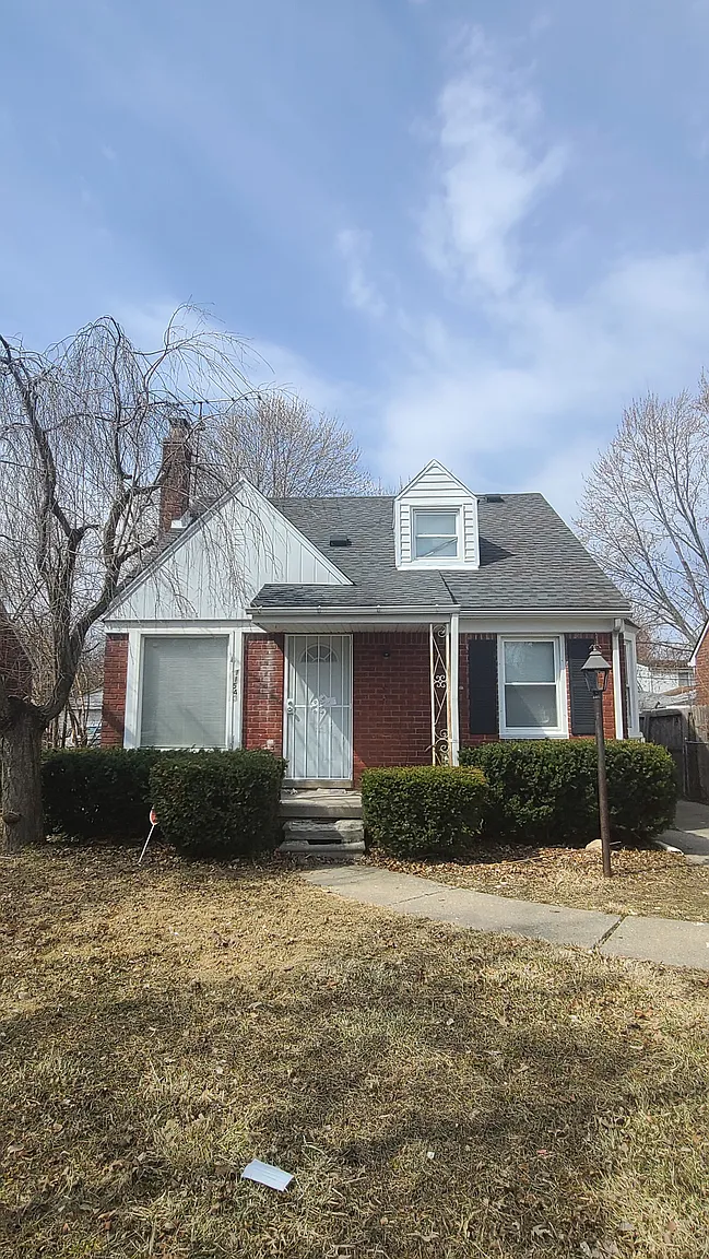 11543 Balfour Rd photo 1
