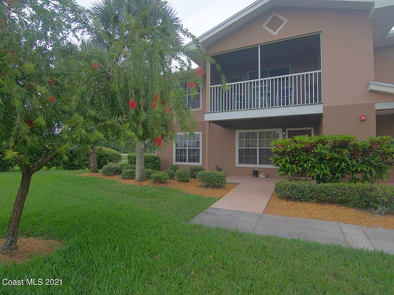 1790 Rocky Wood Cir #208 — Photo 3