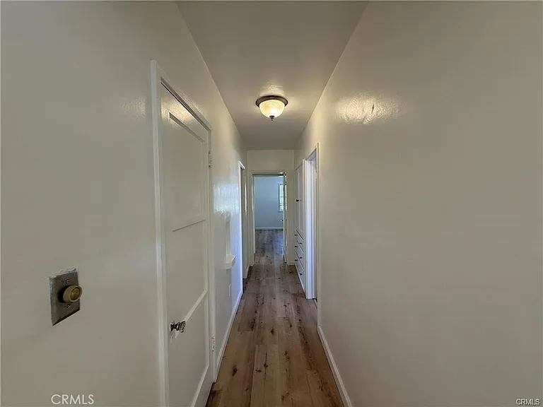 4343 Laurel Canyon Blvd — Photo 9