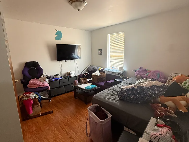 1010 Green St #2 — Photo 10