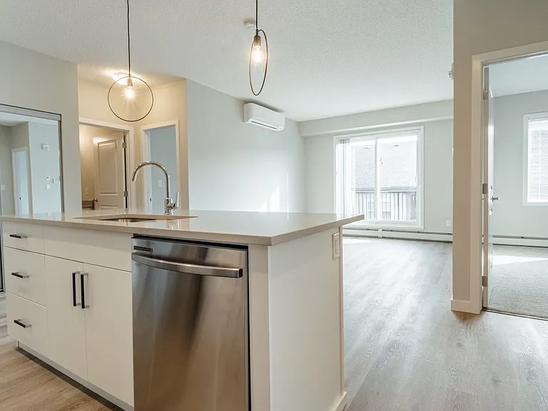5530 Schonsee Dr NW — Photo 16