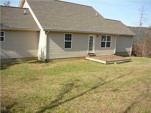 3rd image of 391 Meadowbrook Ln