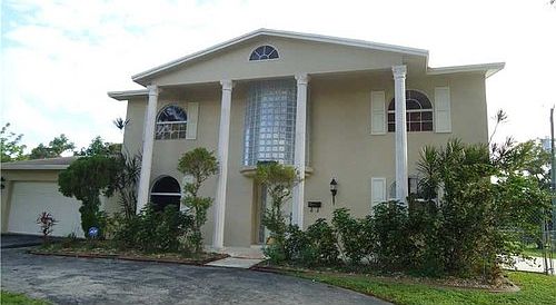 2nd image of 1100 NW 203rd St