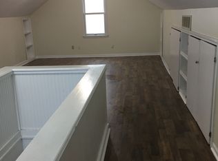 932 N 2nd St, Springfield, IL 62702