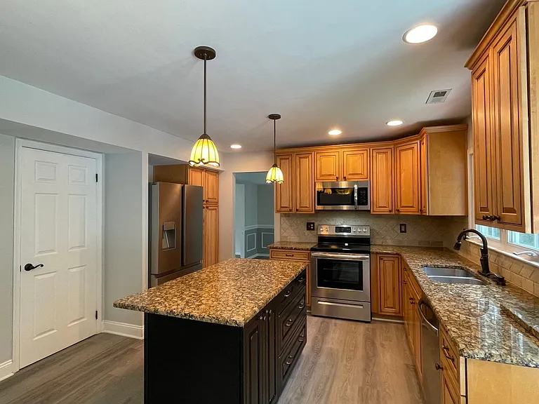 31 Ballantrae Ct — Photo 40