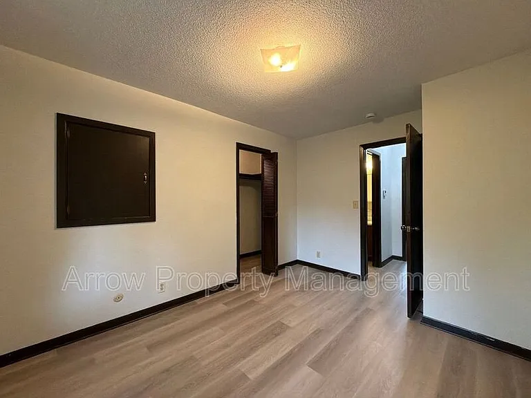 1027 A St #1 — Photo 11