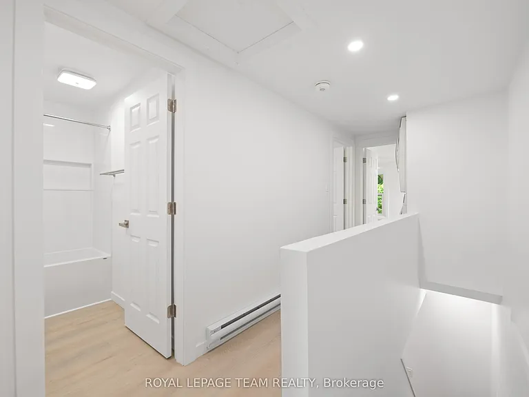143 Saint Andrew St — Photo 21