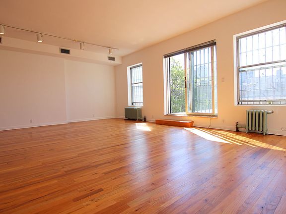 3rd image of 34 W 86th St APT 5B