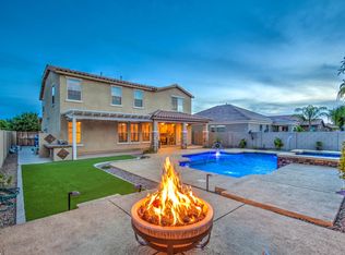 2874 E Sports Ct, Gilbert, AZ 85298