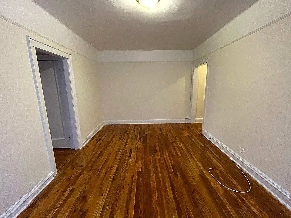 1st image of 1125 46th Rd APT 3C