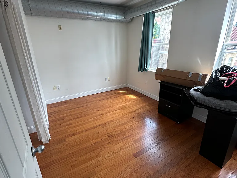 249 S 10th St #3R — Photo 20