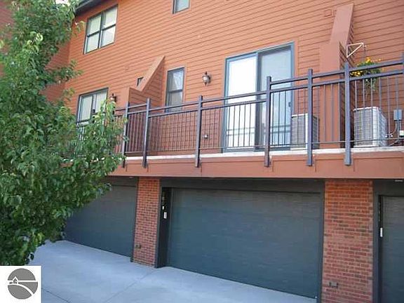 4th image of 206 Boardman Ave #7