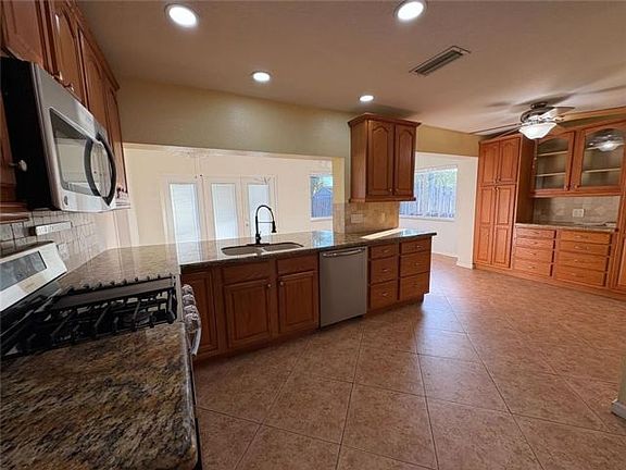 4th image of 9310 NW 26th Pl
