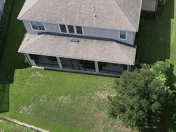 4th image of 918 Sherbourne Cir