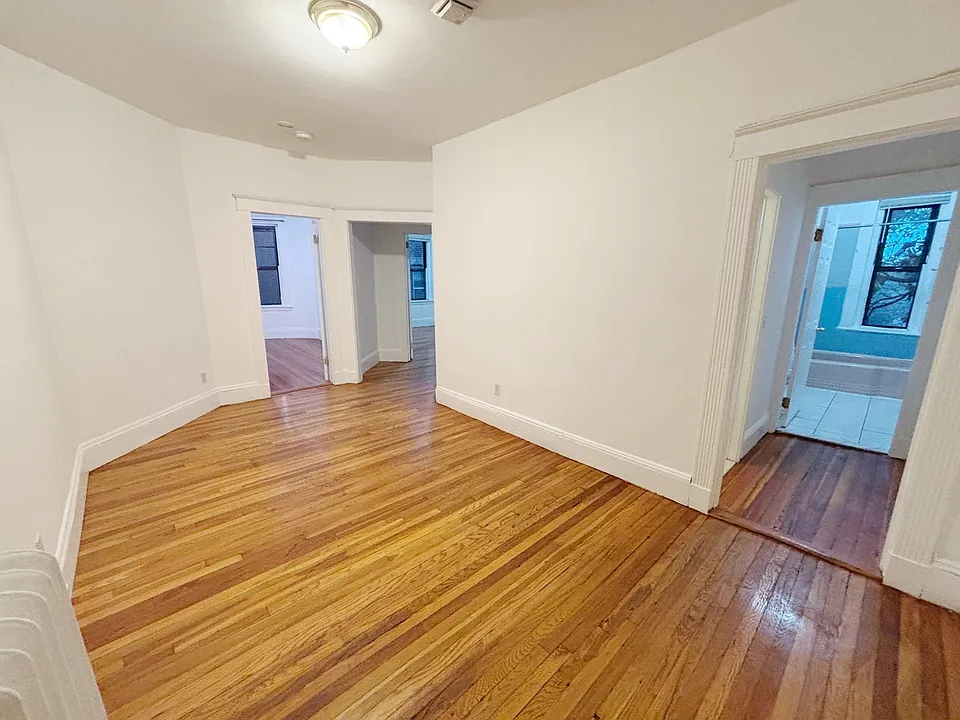 52 Cummings Rd #5