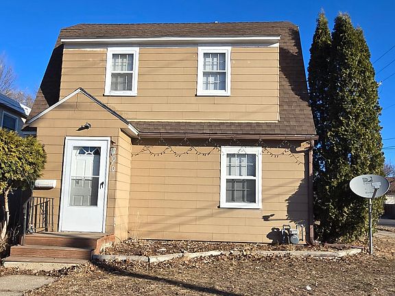 2nd image of 700 12th Ave SW