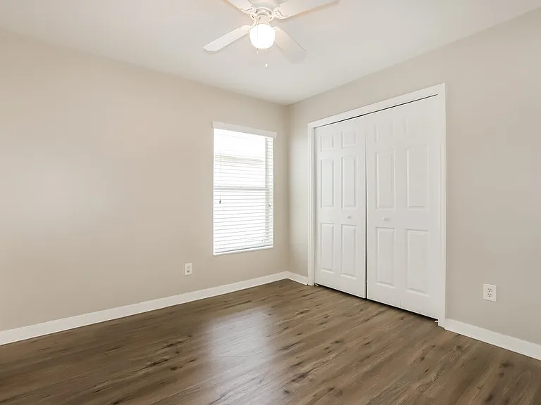 906 Larwood Pine Dr — Photo 13