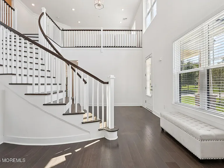 2 Dogleg Ln — Photo 16