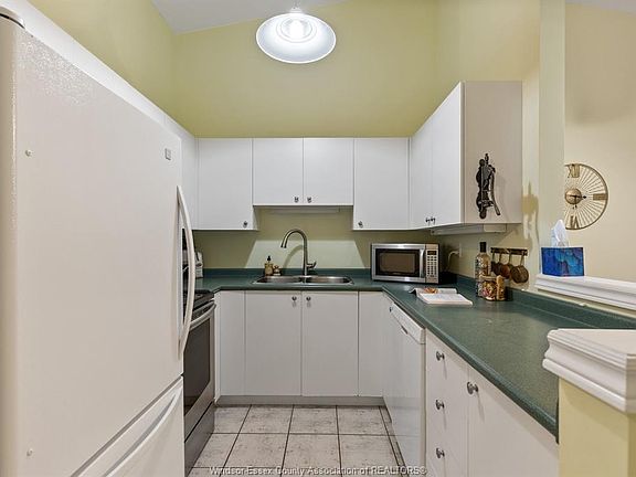 5th image of 3778 Prairie Ct