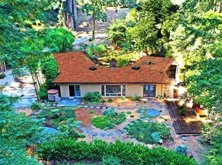 10 Echo Ln, Woodside, CA 94062